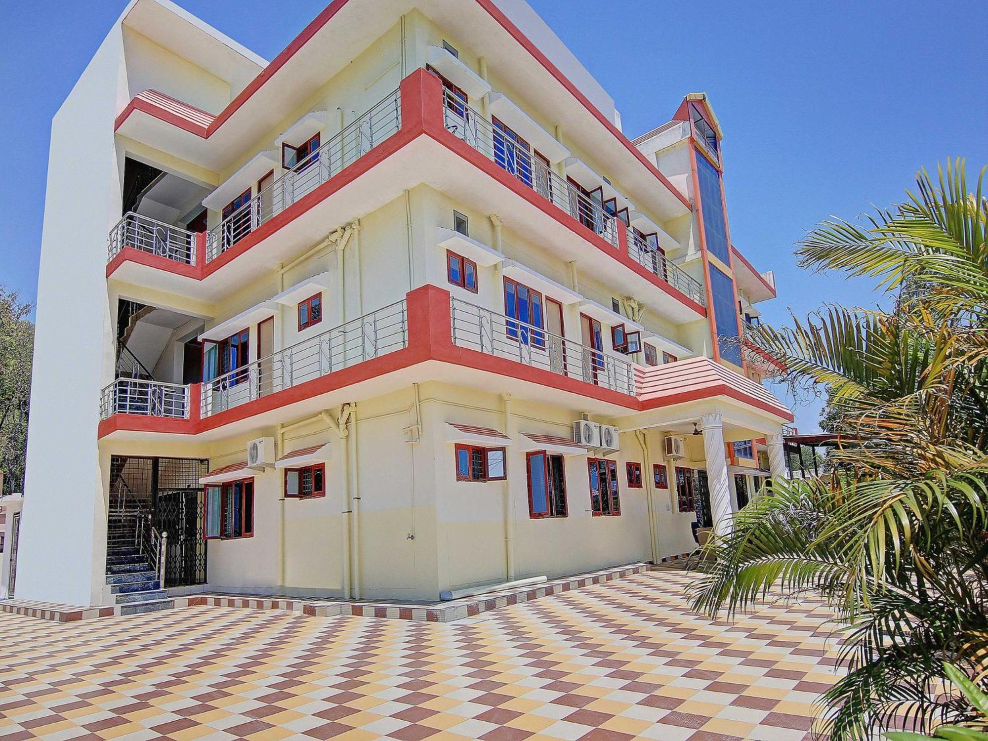 Home 78802 Balaji Bhawan Jhajra Exterior photo
